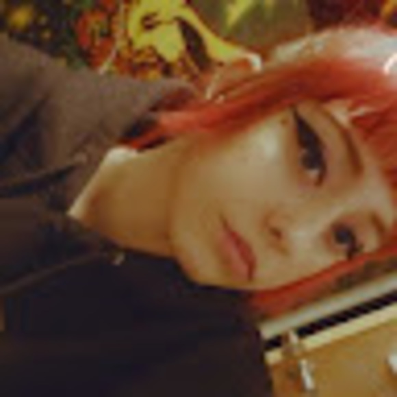 Meet your Posher, Willow - Picture 1 of 1